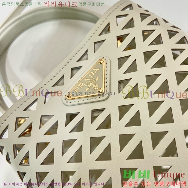 #����� �ƾƿ� ��Ƽ�� �̴� ũ�ν��� 1BA217-203