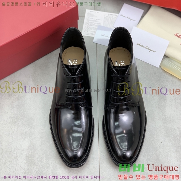 ���� ��󰡸� Ŭ���� ��Ŀ ���� 66F248293-3