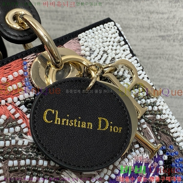 #��� ���̵�� ���� M8002-1004