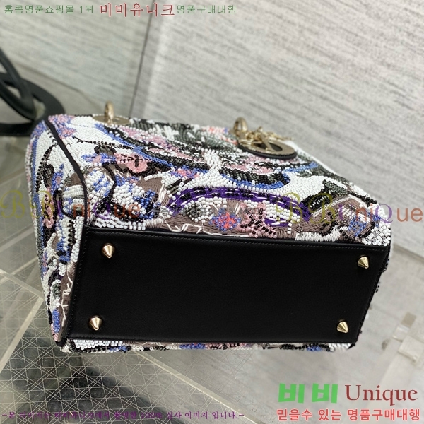 #��� ���̵�� ���� M8002-1004