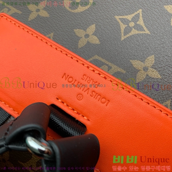 #���̺��� ���� ũ�������� MM M46813-101