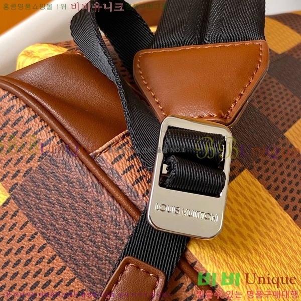 #���̺��� ���� ũ�������� M25240-101