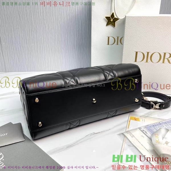 #��� ���̵� ����̾� �ڵ�� ���� M1152-204