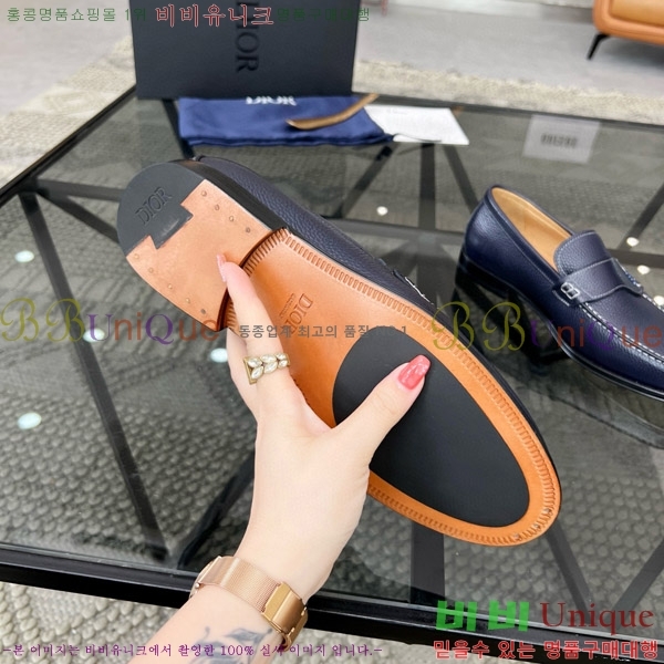 ���� ��� ���� D9978053-5