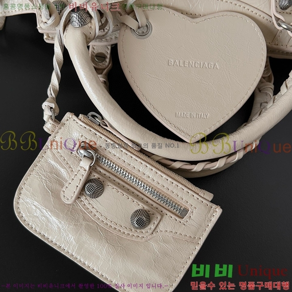 #�߷��þư� �׿� ī�� ����� XS �� 700940-208