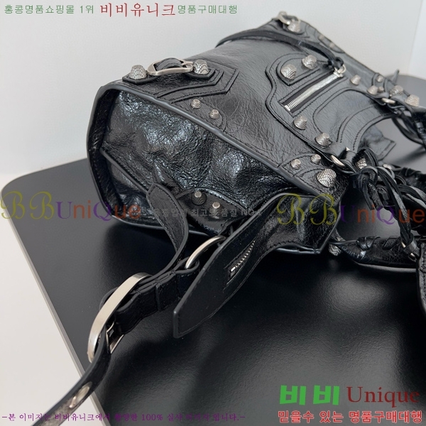 #�߷��þư� �׿� ī�� ����� XS �� 700940-201