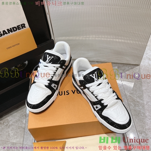 NEW LV Ʈ���̳� ����Ŀ�� 44L2412434-1