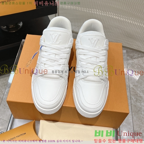 NEW LV Ʈ���̳� ����Ŀ�� 44L2412434-11