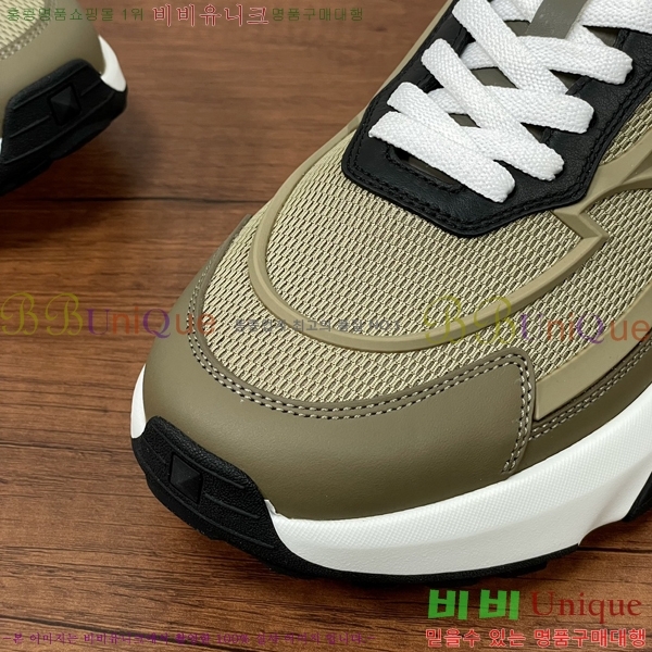 ���� �߷�Ƽ�� ����Ŀ�� VT4561241-5