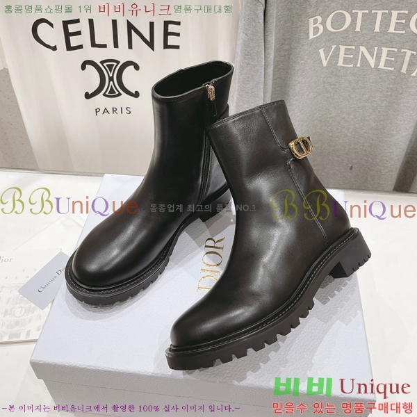 ���� ��� 30 Montaigne ��Ŭ ���� 40D24101613-1