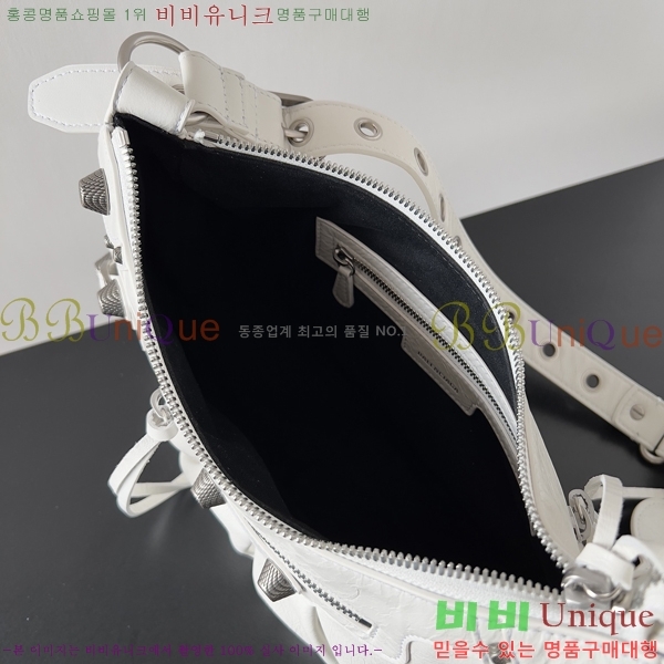 #�߷��þư� LE CAGOLE �� ī�� ���� 6713071-502