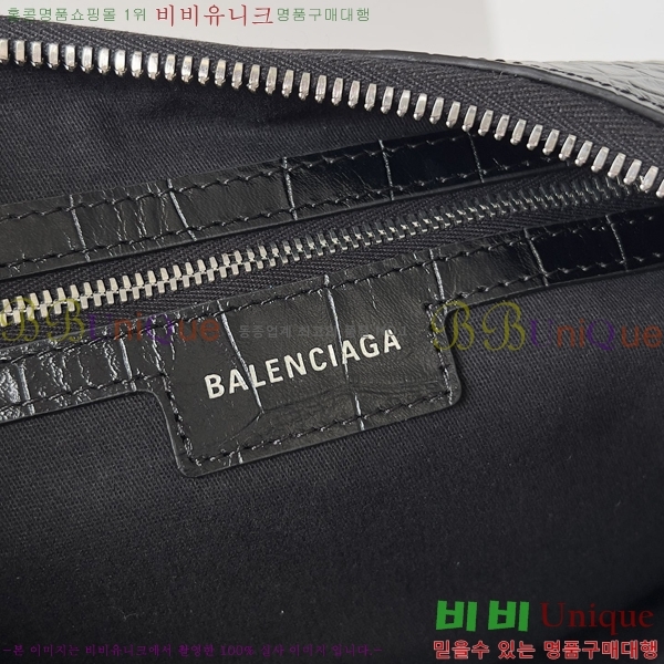 #�߷��þư� LE CAGOLE �� ī�� ���� 6713071-506