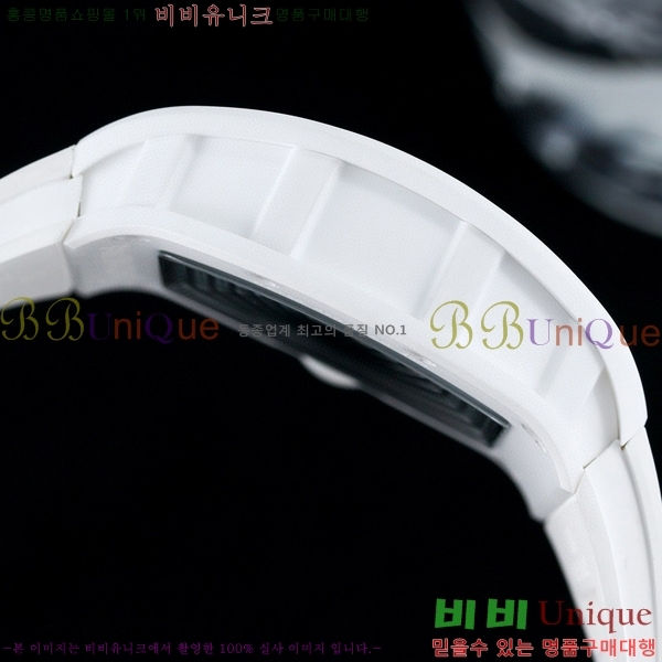 ������� �ιٿӽ� RM055-106