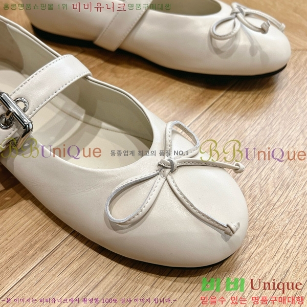 �̿�̿� �޸����� �÷����� 32MU2411-158-2