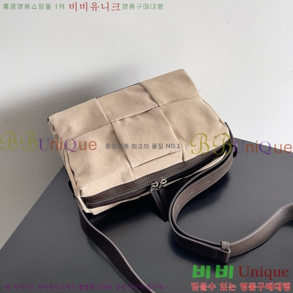 #���װ�����Ÿ ���� �Ƹ��� �̵�� ũ�ν��� 787547-101