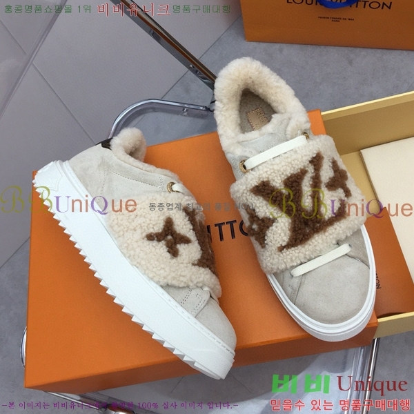 ���� ���̺��� �� ����Ŀ�� 38L2411-655-2