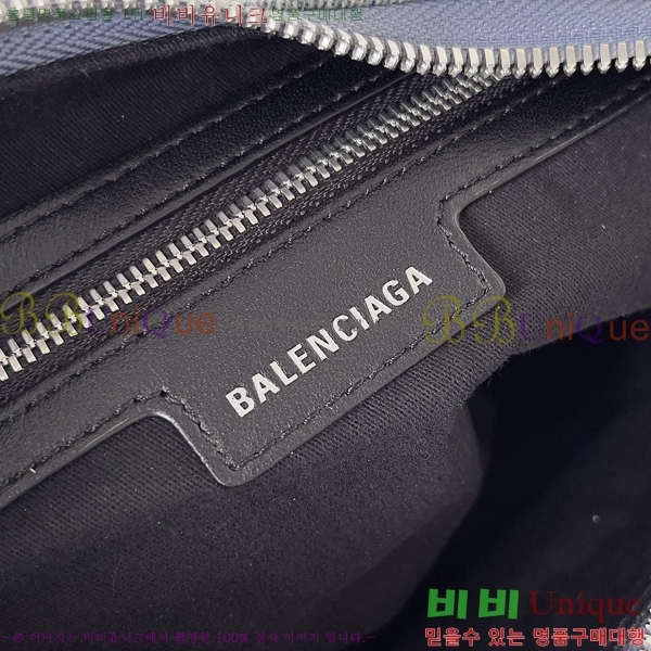 #�߷��þư� LE CAGOLE �� ī�� ���� 6713071-505