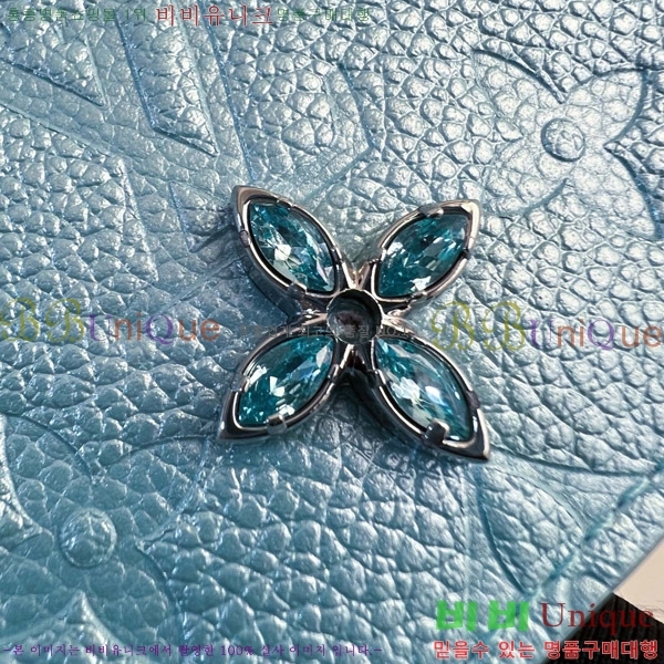 #���̺��� ����Ͻ� ī�� Ȧ�� M12177-103