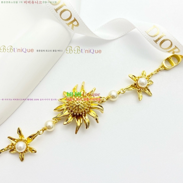 ��� ���� D4O09233-4