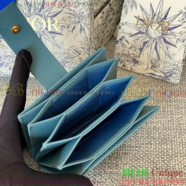 #��� 30 ������ 5 ���� ī�� ���� S2058-105