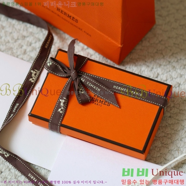 #�����޽� Į�� ī������ H002W-402