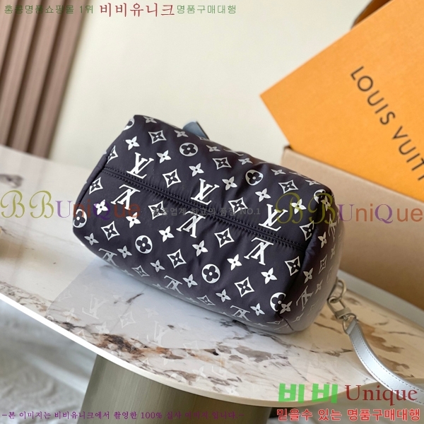 #���̺��� ���ǵ� �ݵѸ��� 25 M11848-300