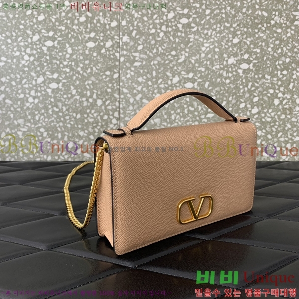 #�߷�Ƽ�� ����ٴ� V�ΰ� ü�ι� 40VA0682518-7