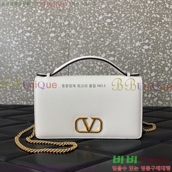 #�߷�Ƽ�� ����ٴ� V�ΰ� ü�ι� 40VA0682518-5