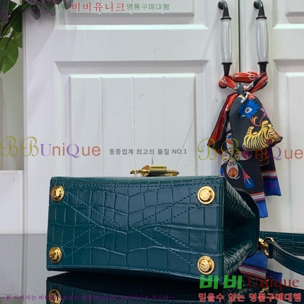 #���̺��� ����� �̴� N84713-101