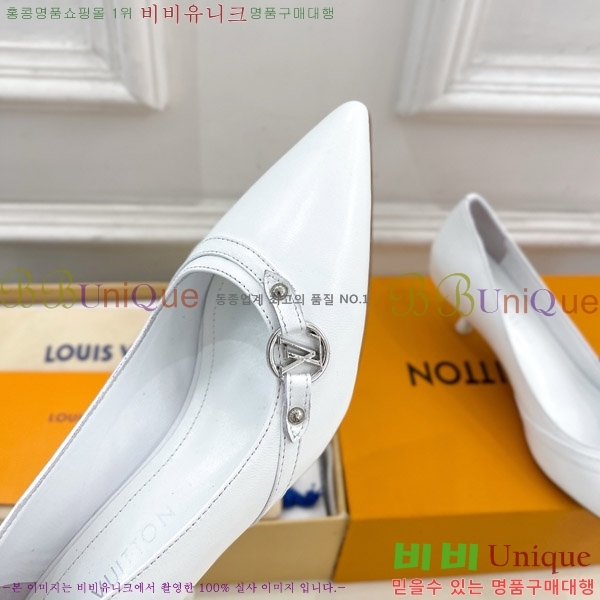 ���̺��� ������ 34LV575122-4 ��5.5cm