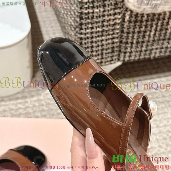 ���� �̿�̿� �޸����� ���� 31MU236605-1