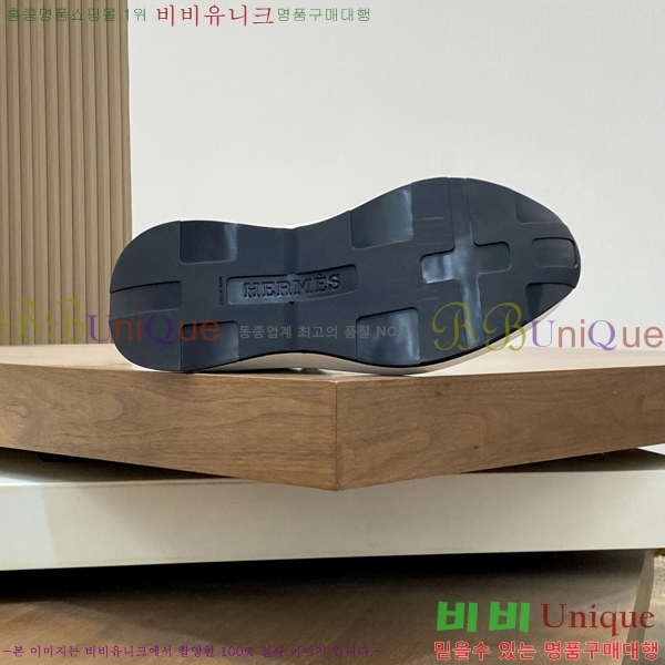 ���� �����޽� ����Ŀ�� HR599093-2