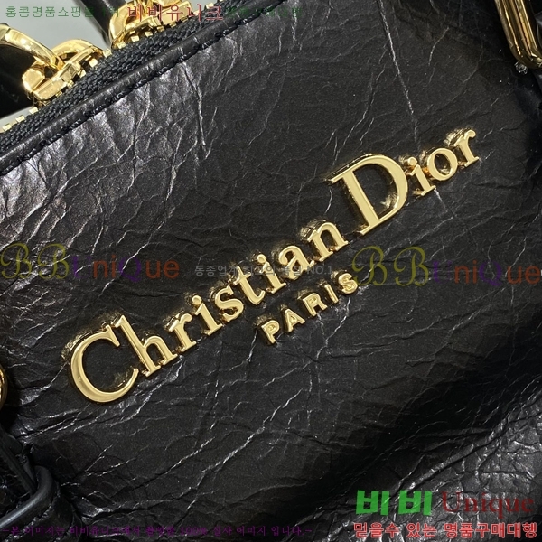 #��� Grand Tour �̵� ������ M6010-1