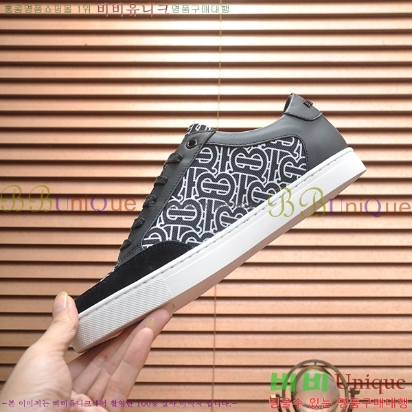 ���� ������ ����Ŀ�� B482921-24