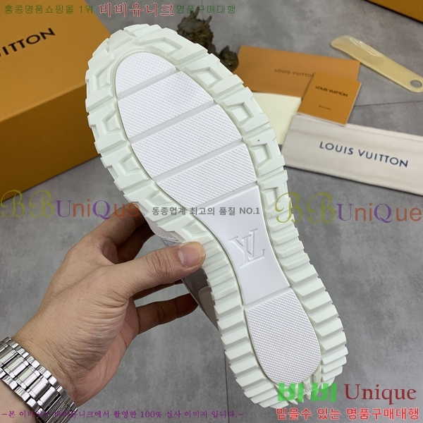 ���� ���̺��� ����Ŀ�� L716234-8