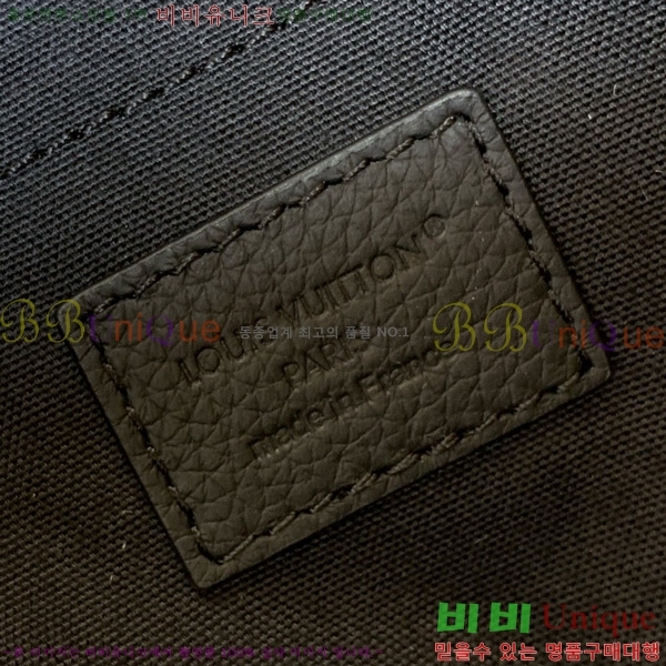 #���̺��� ���ǵ� 40 �ݵѸ��� ũ�ν��� M14136-101