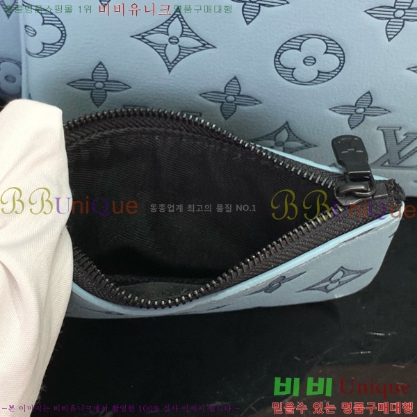 #���̺��� Ʈ���� �޽��� M46602-108