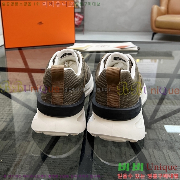 ���� �����޽� ����Ŀ�� HR599104-4