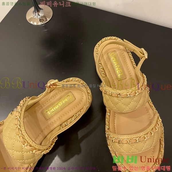 ��* ���� 32CH825581-4