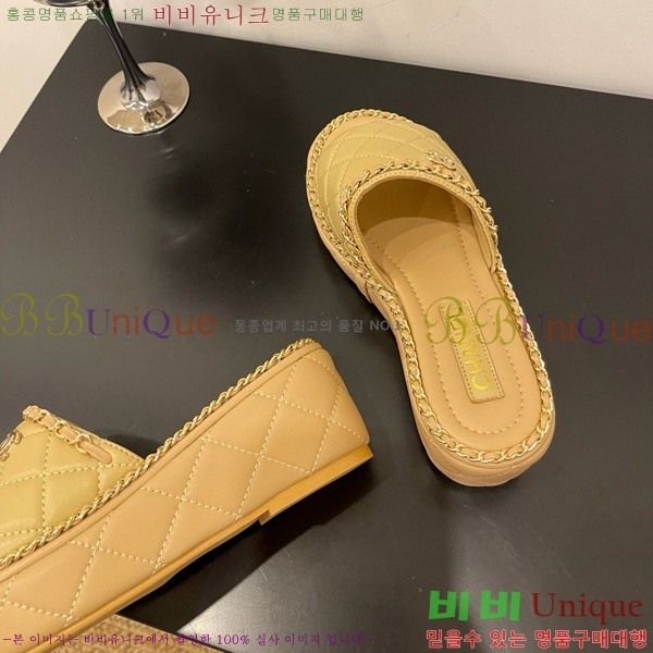 ��* �� ���� 31CH825579-4