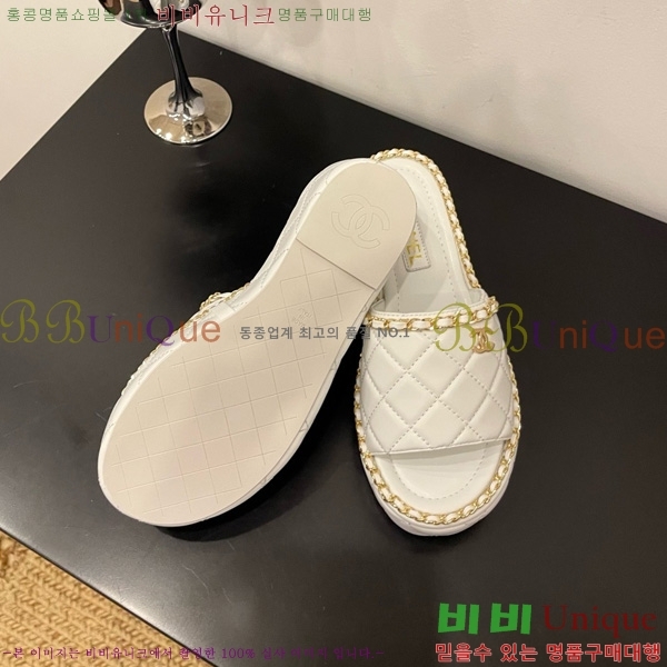 ��* �� ���� 31CH825579-2