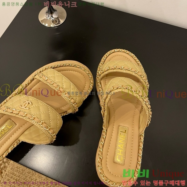 ��* �� ���� 31CH825582-3