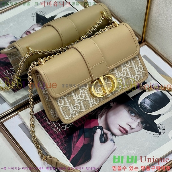 #��� 30 ������ �̽�Ʈ ����Ʈ ü�� �� M9334-305