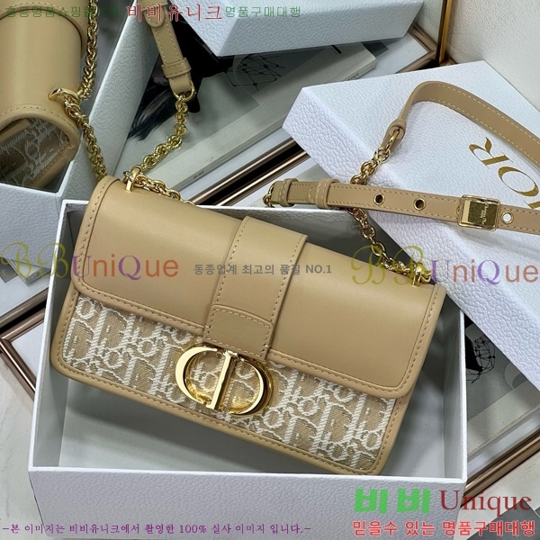 #��� 30 ������ �̽�Ʈ ����Ʈ ü�� �� M9334-305