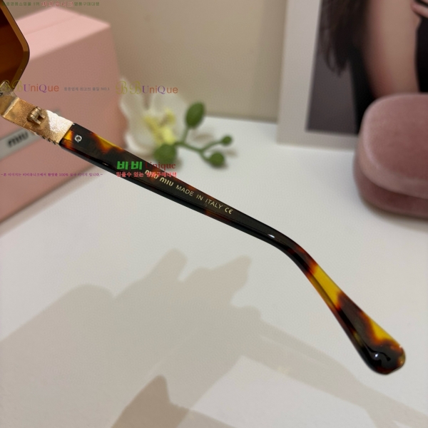 �̿�̿� ���۶� 9MU256114-4