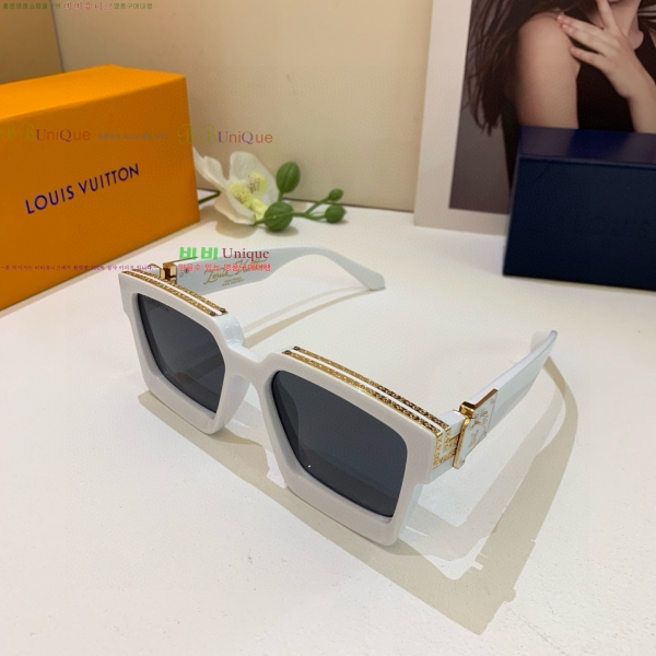 ���̺��� ���۶� �������� 9LV2561121-3