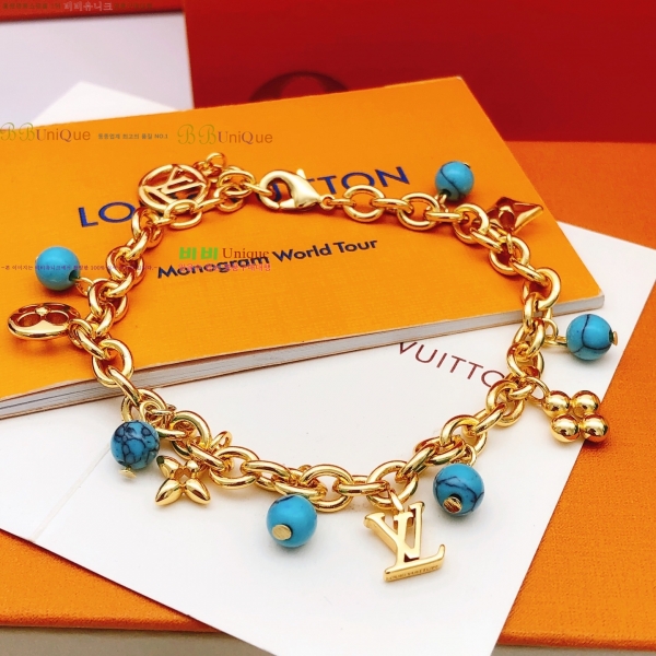 ���� ���̺��� Ŭ���� ���� 8L256185-1