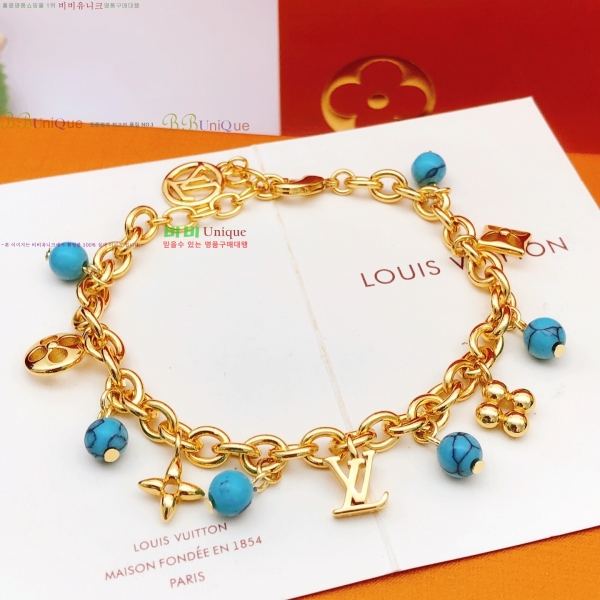 ���� ���̺��� Ŭ���� ���� 8L256185-1