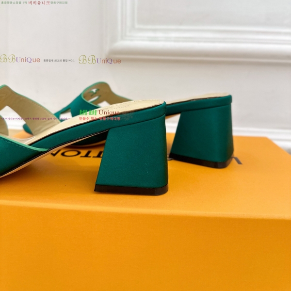 ���̺��� ��ƾ ������ ���� 32LV256234-2 �� 5.5cm