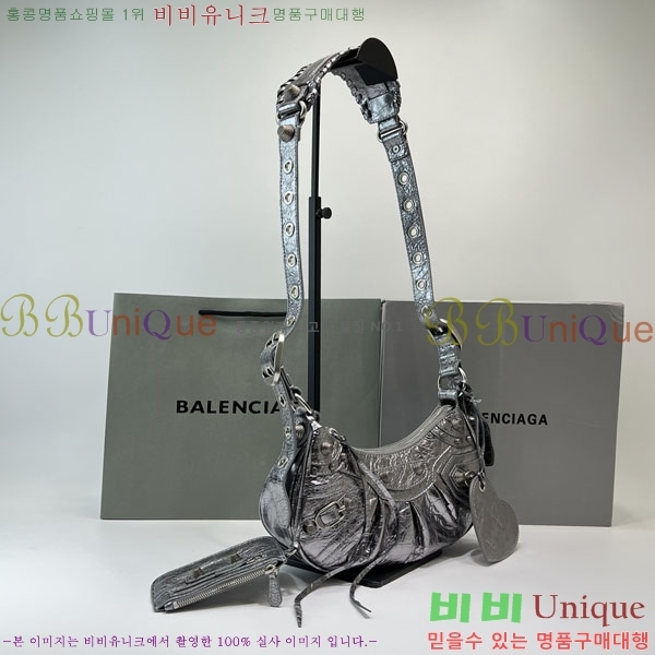 #�߷��þư� LE CAGOLE �� ī�� Xs ����� 671309-500